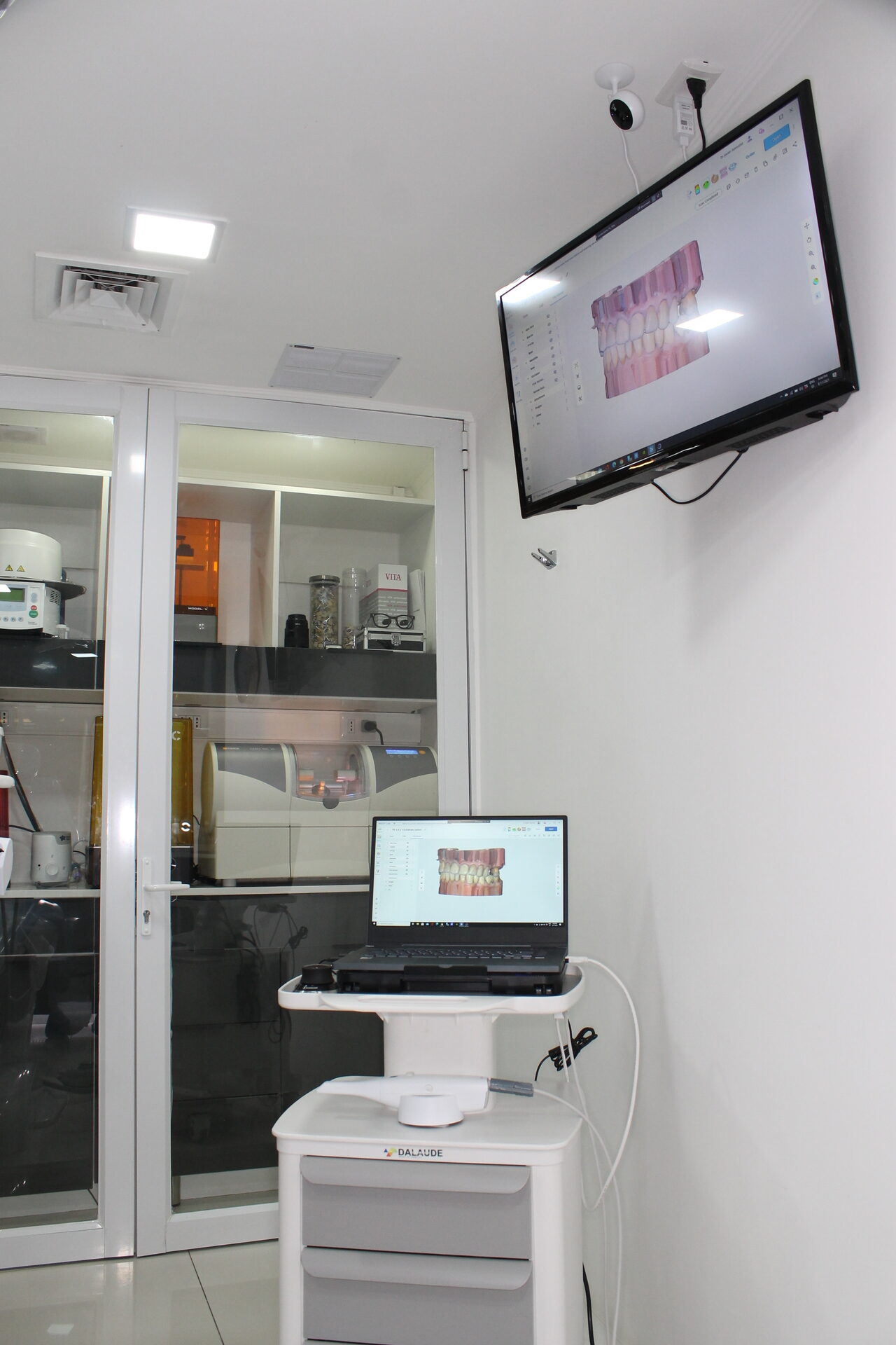 clinica-equipos-dentales-odontologia-digital
